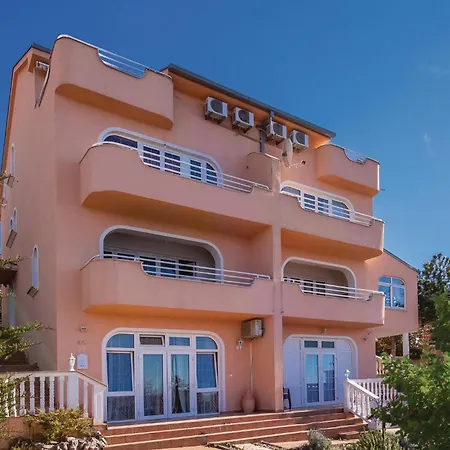 Pet Friendly In With Sauna Apartment Dramalj